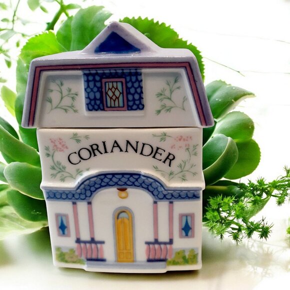 1989 Lenox Porcelain Spice Village CORIANDER Spice Jar Cottage House